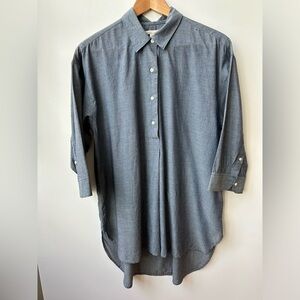 GAP MATERNITY - HI/LO HEM, 3/4 SLEEVES, LT WT CHAMBRAY TUNIC TOP - MEDIUM